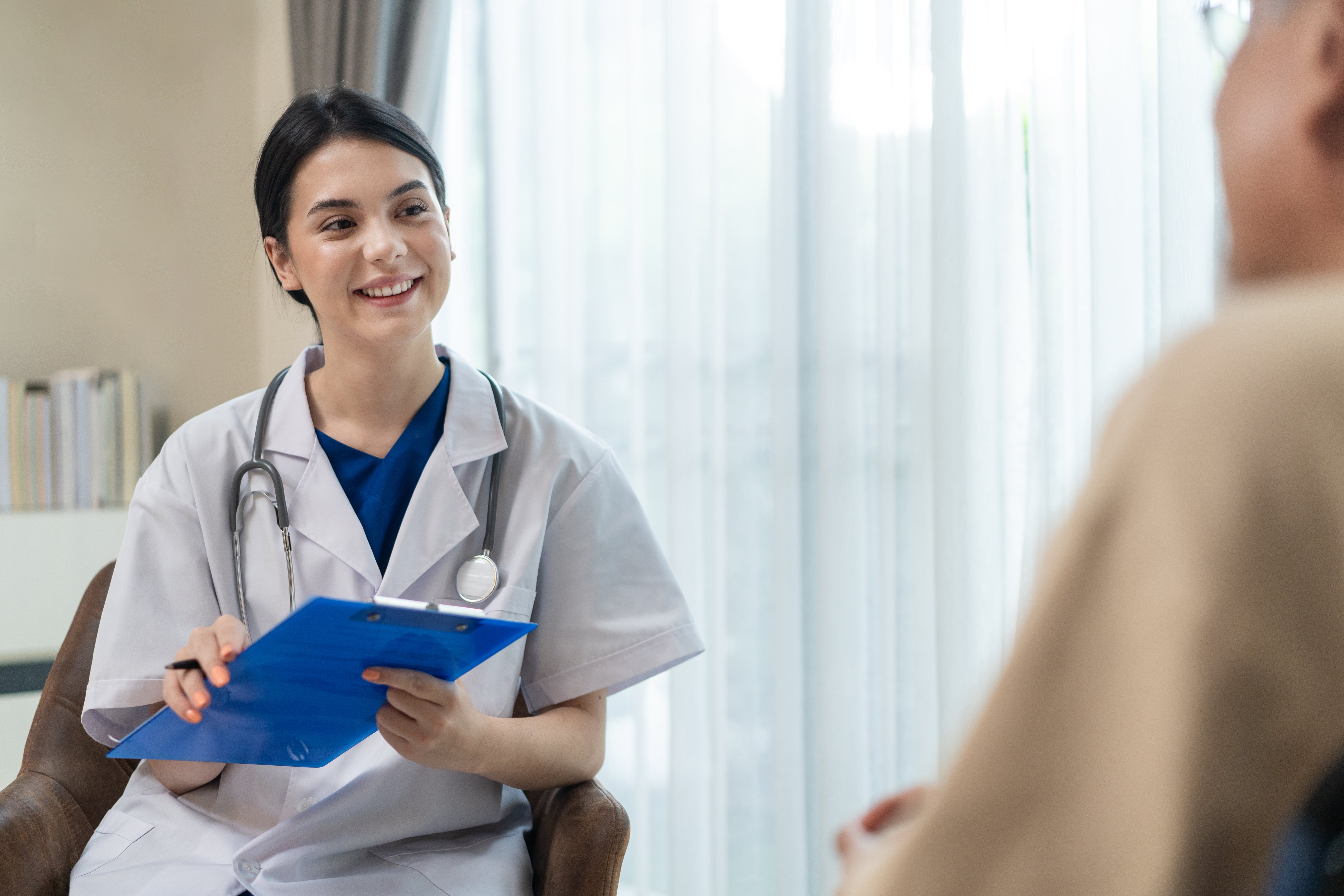 3 Ways Outpatient Clinics Succeed at Patient Happiness