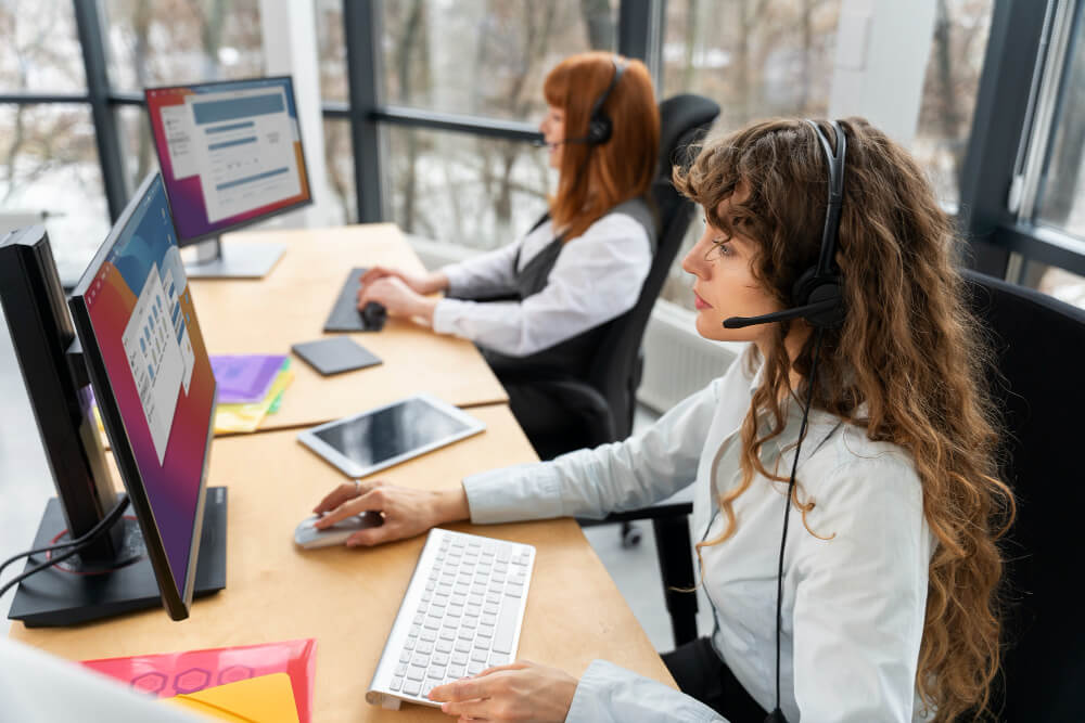 healthcare call center agent awnswering calls